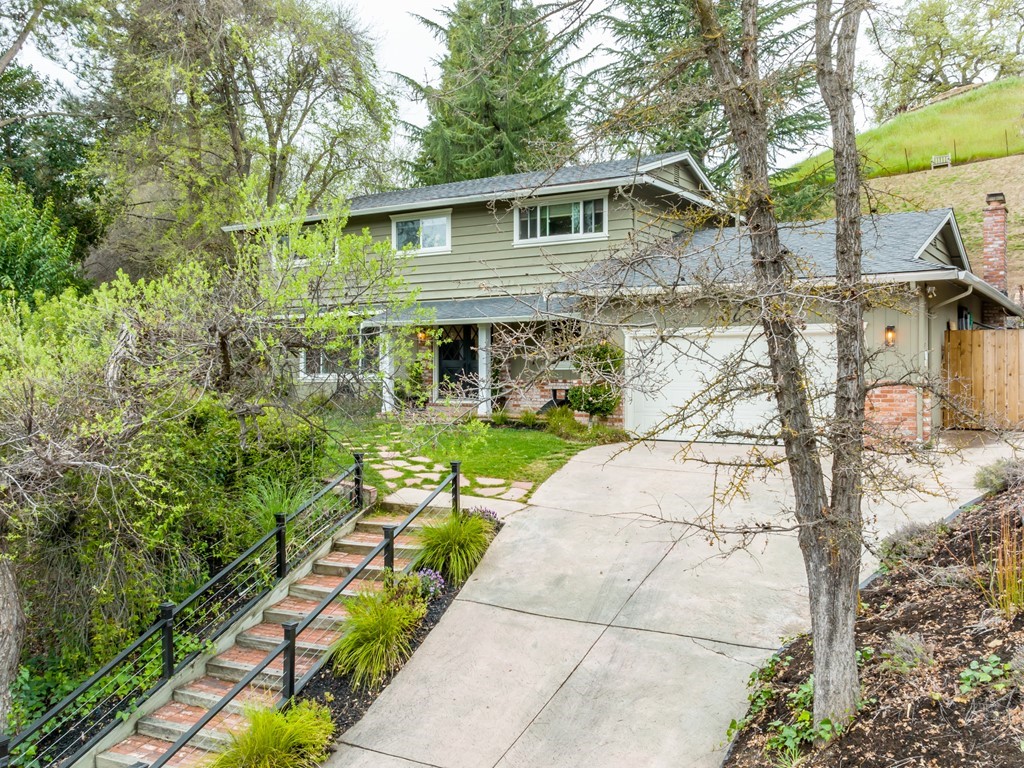 026_823 El Cerro Blvd1