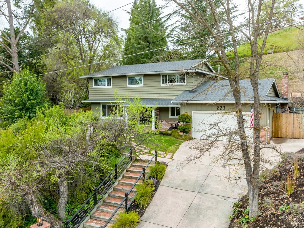 027_823 El Cerro Blvd2