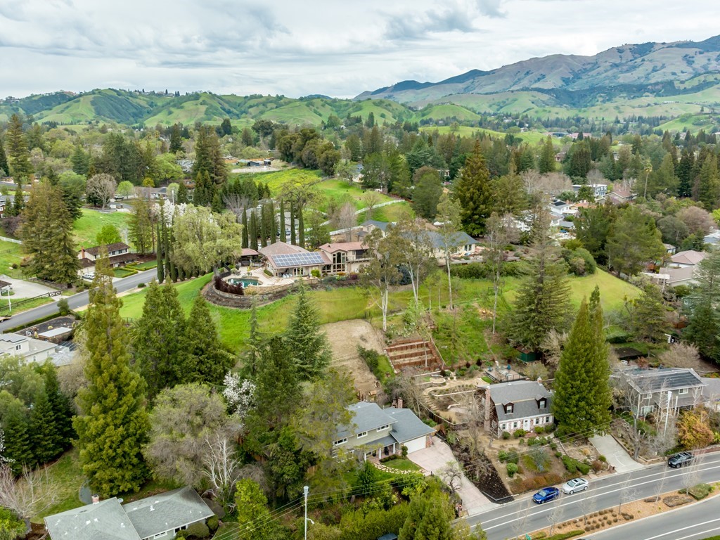 031_823 El Cerro Blvd6