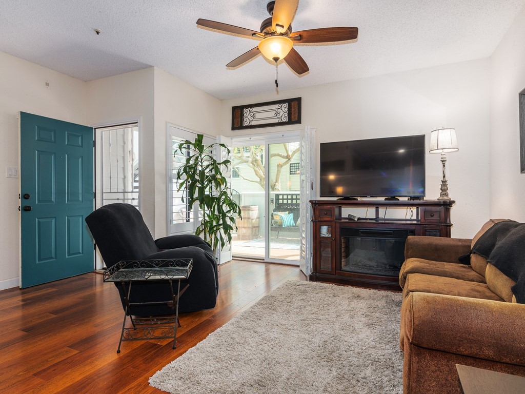 TourID:2972045~ Joe Norton, 1201 Glen Cove Pkwy #504 Vallejo 94591