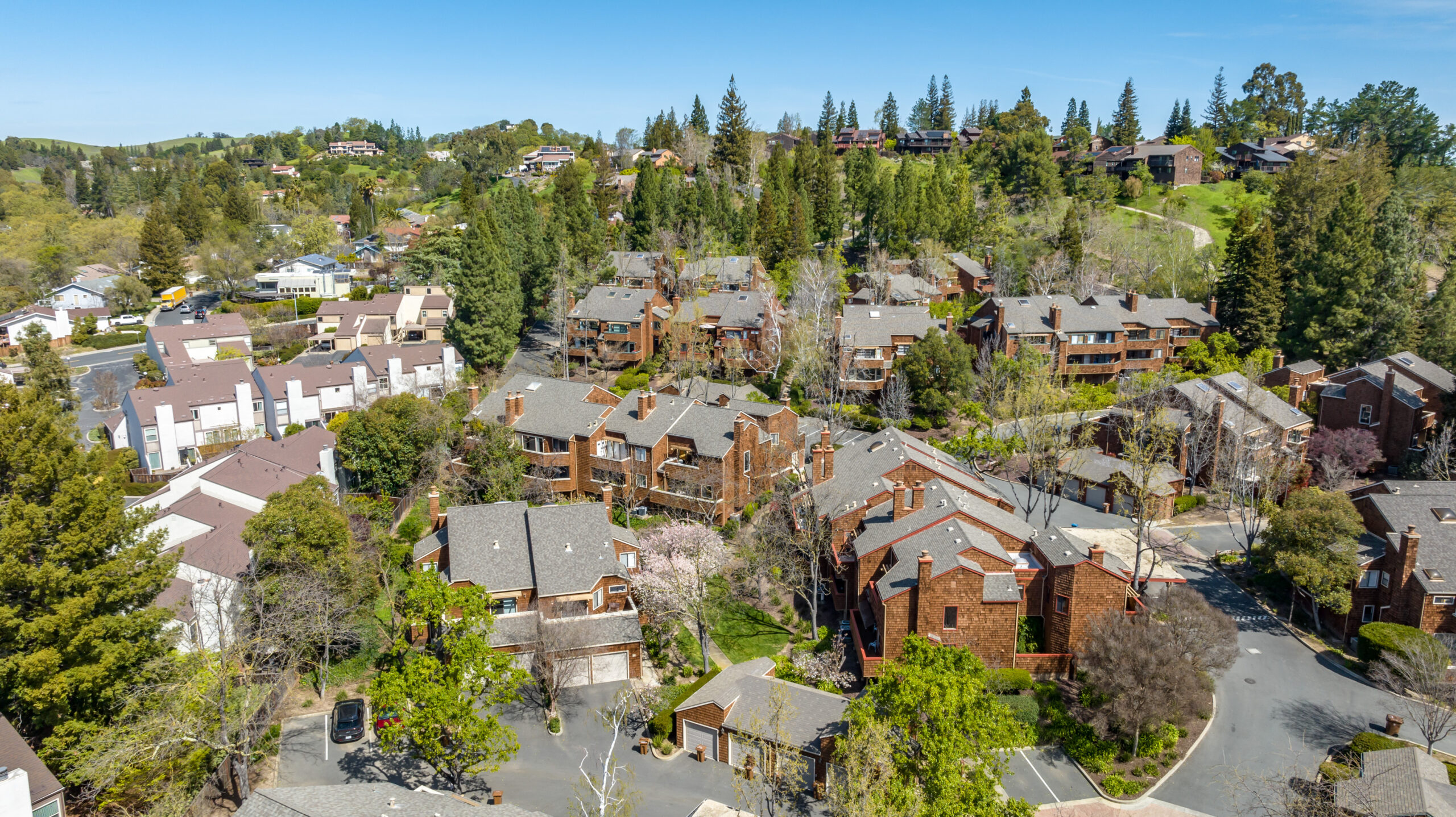 032_20 Royston Walk4