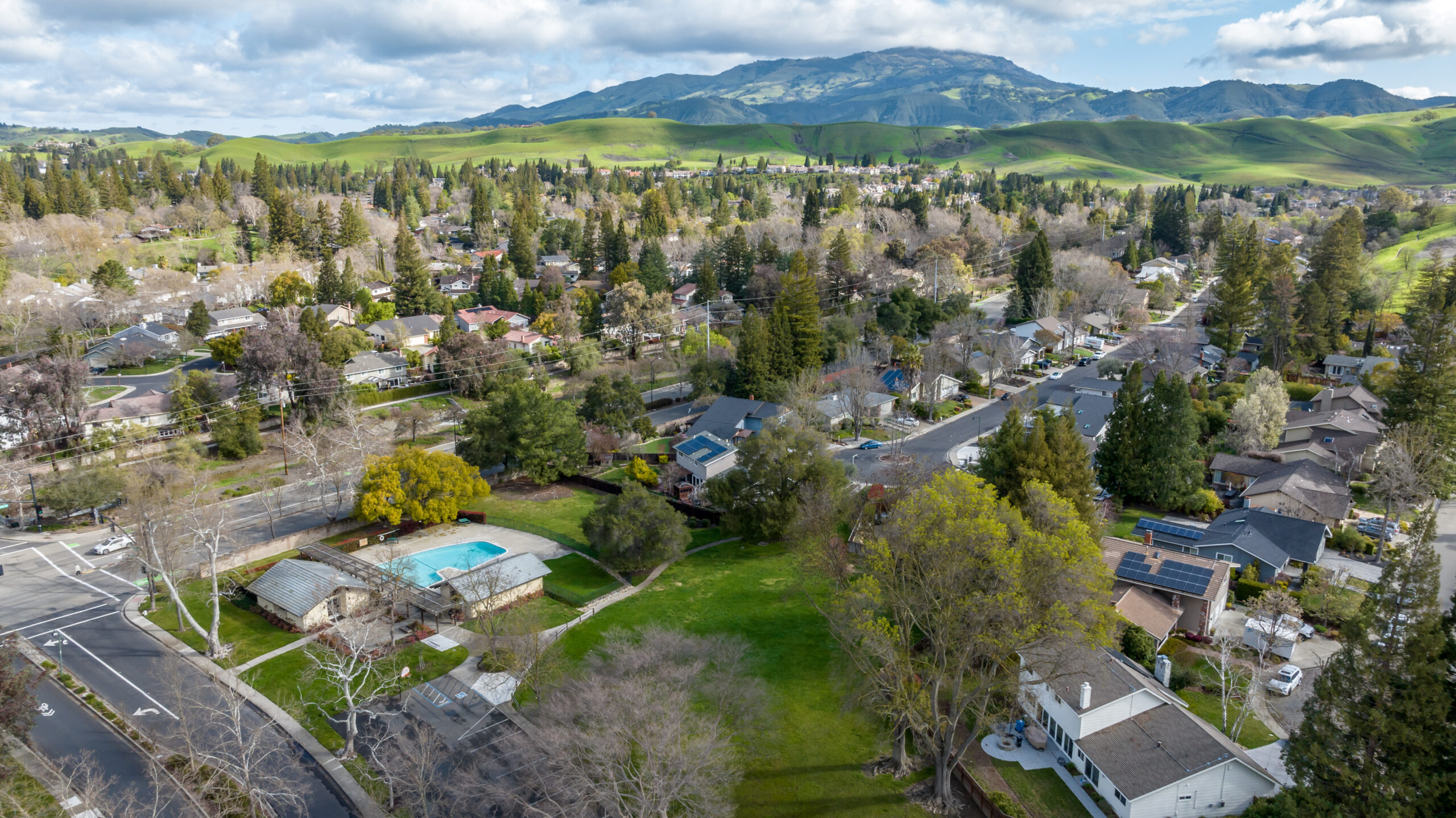 055_1138 Greenbrook Dr7