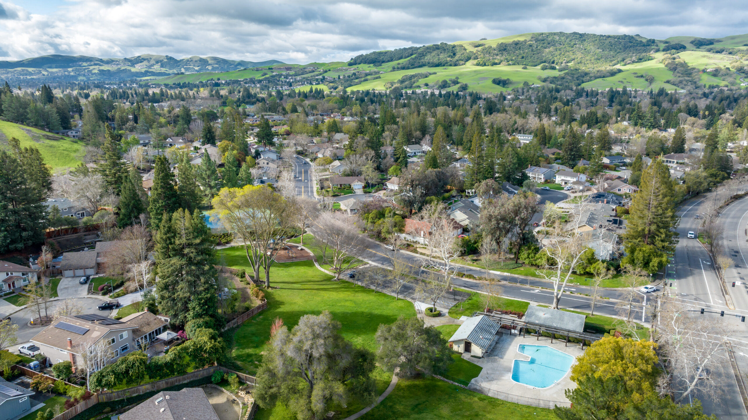 057_1138 Greenbrook Dr9