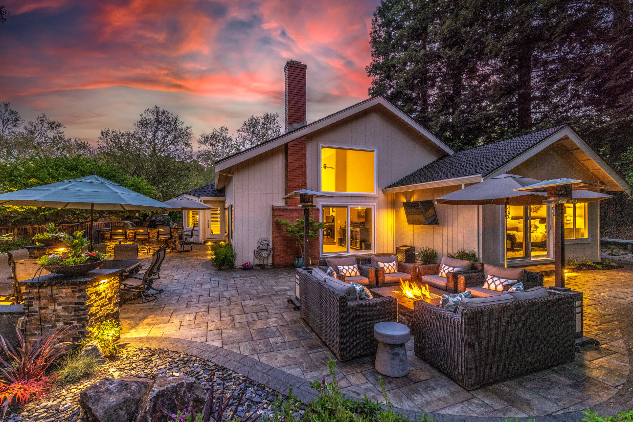 002_126 Oakridge Dr3