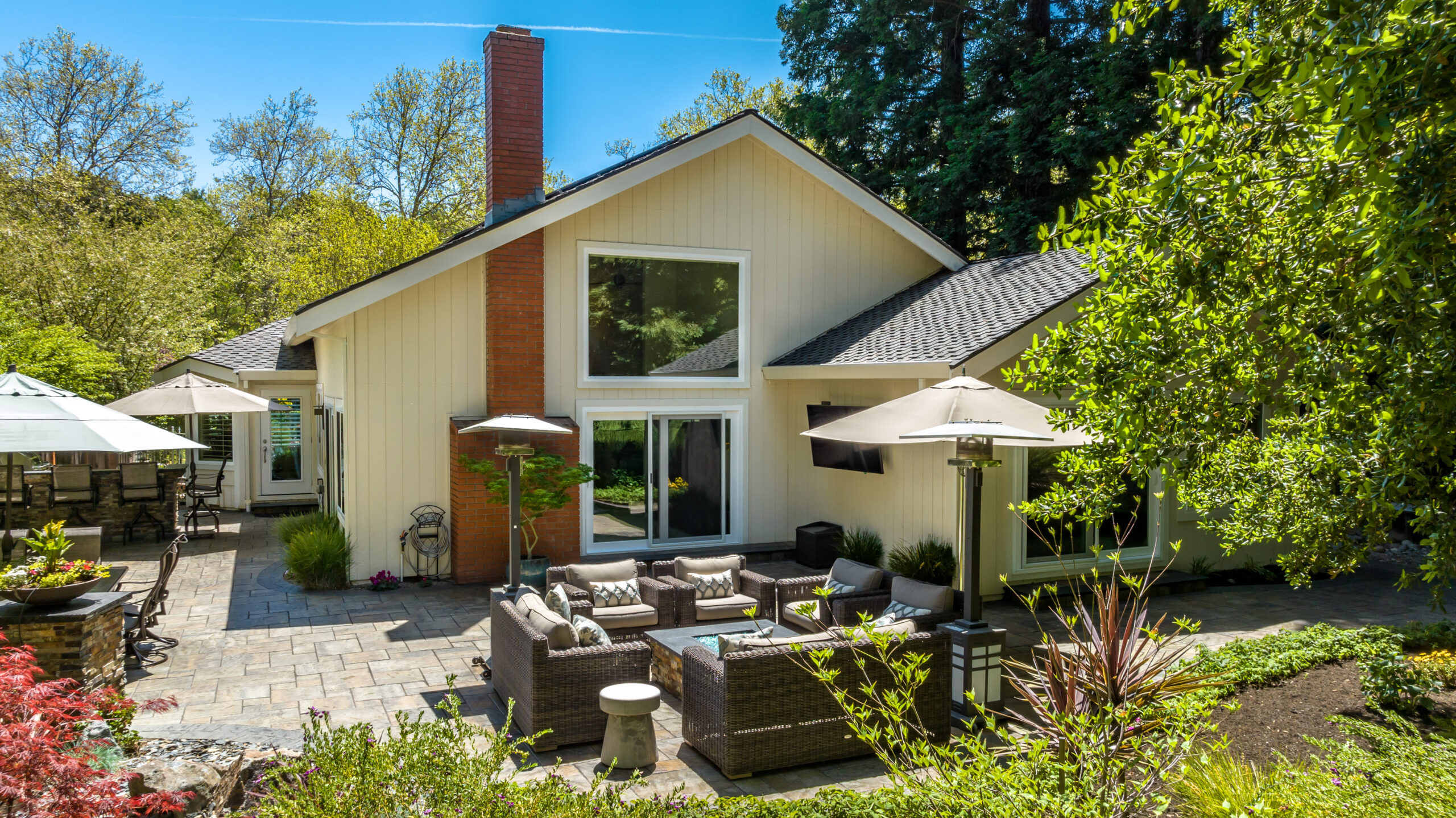 013_126 Oakridge Dr11