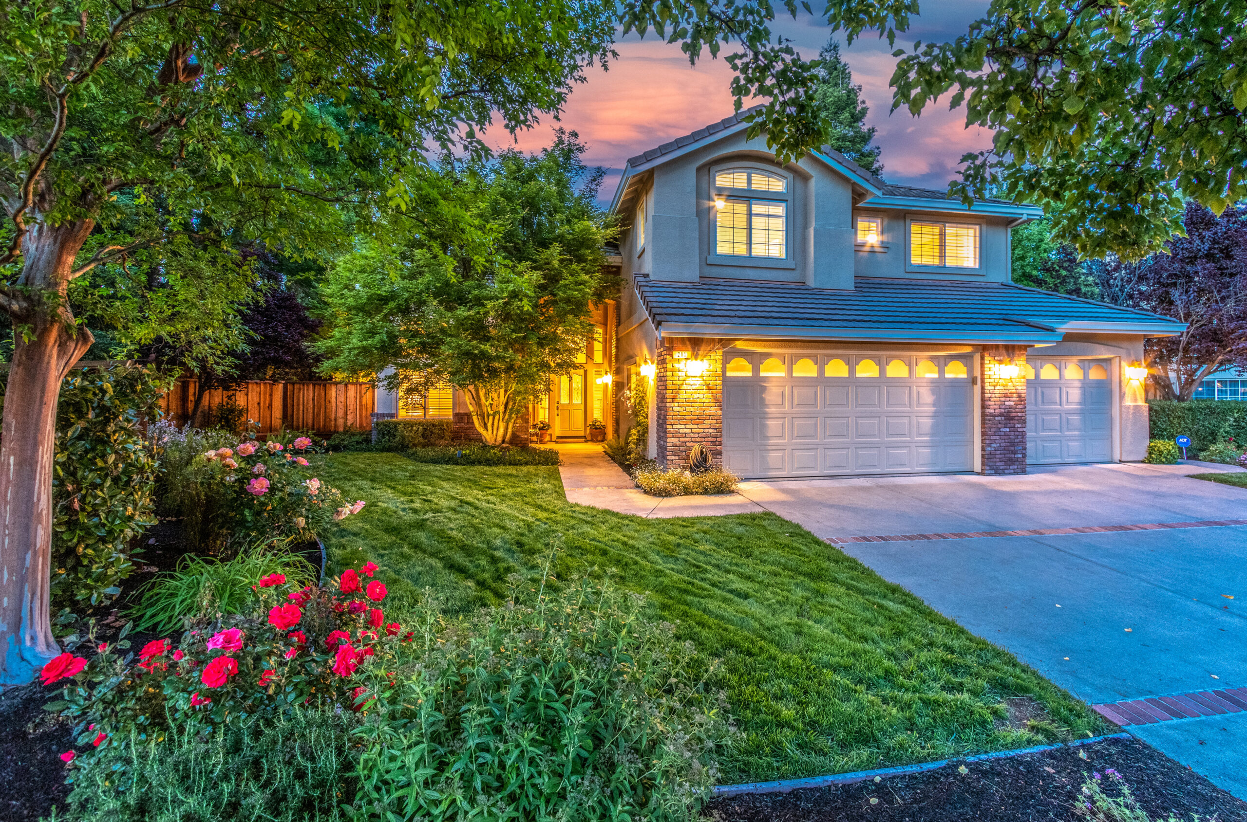 001_211 Kaitlyn Ln19