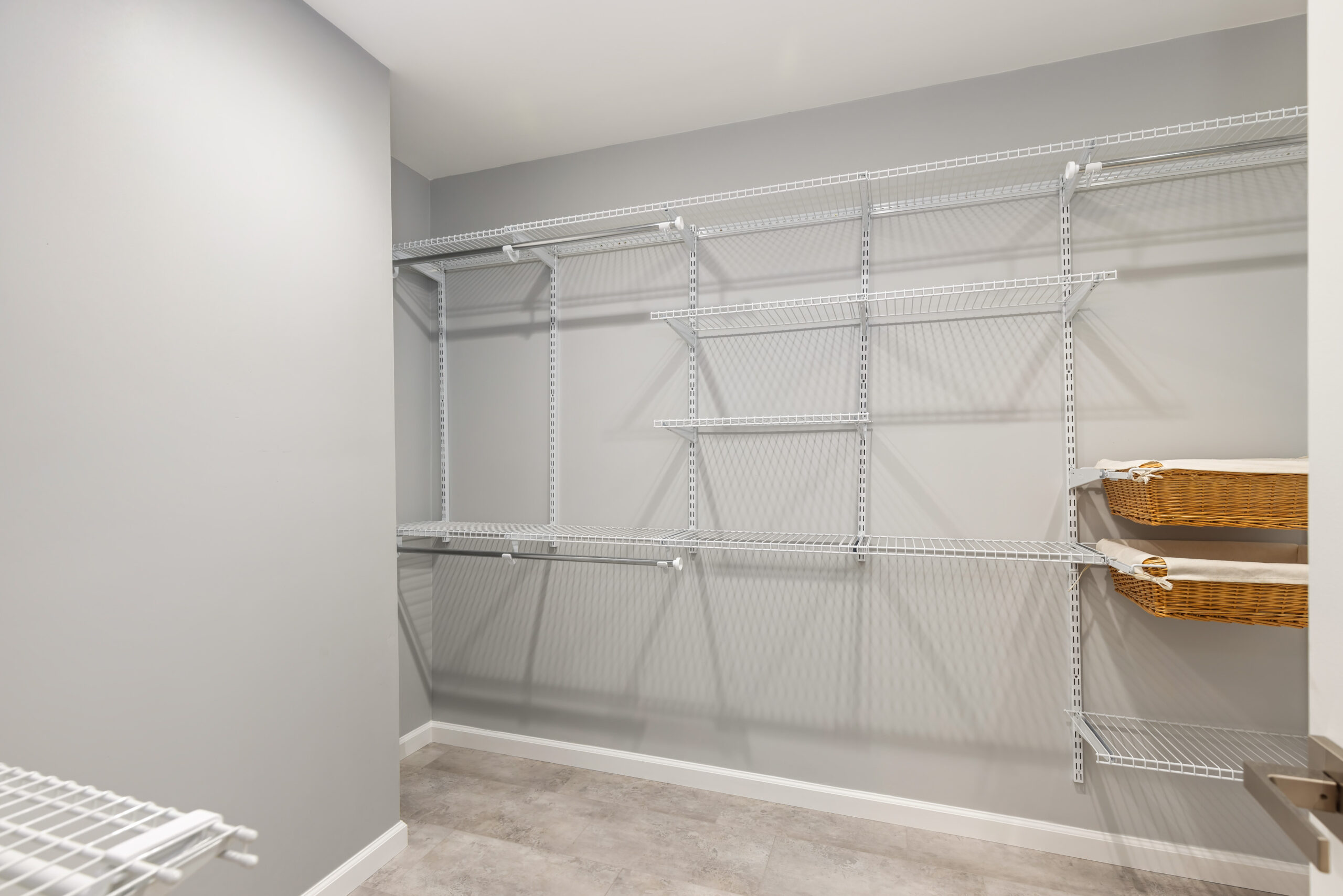 035_Primary Walk In Closet