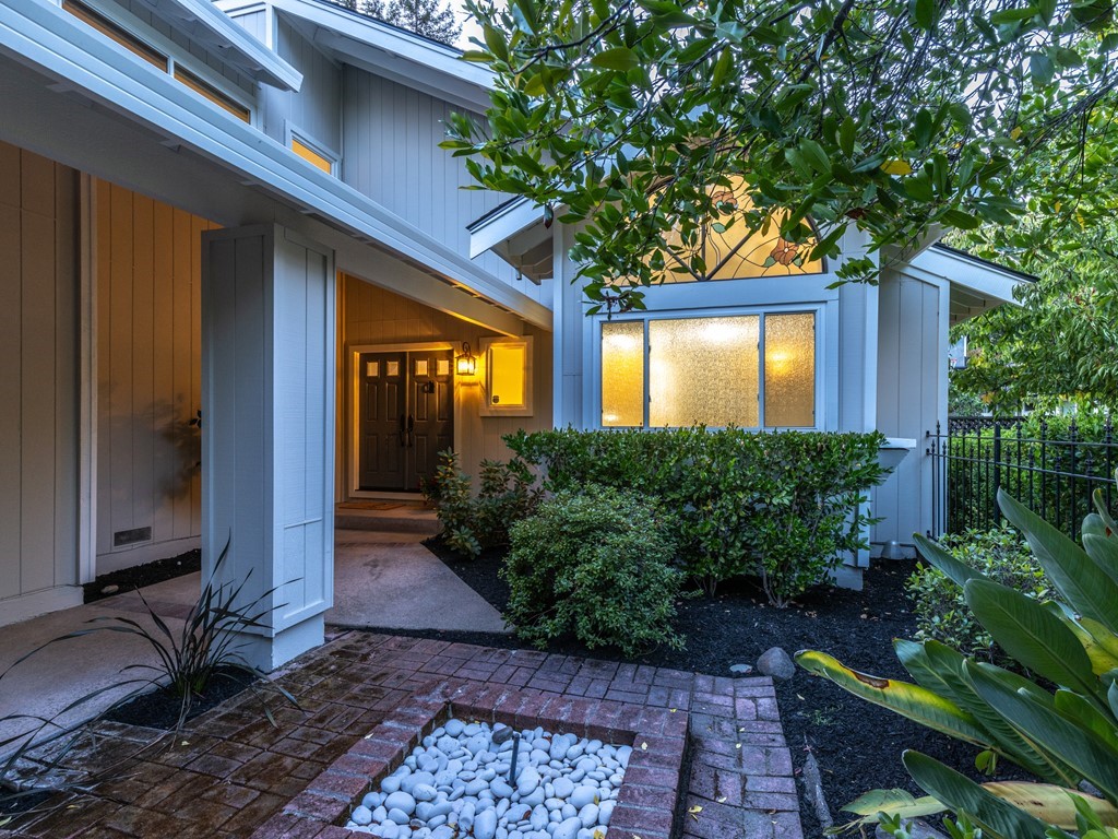 003_22 Oakridge lane3